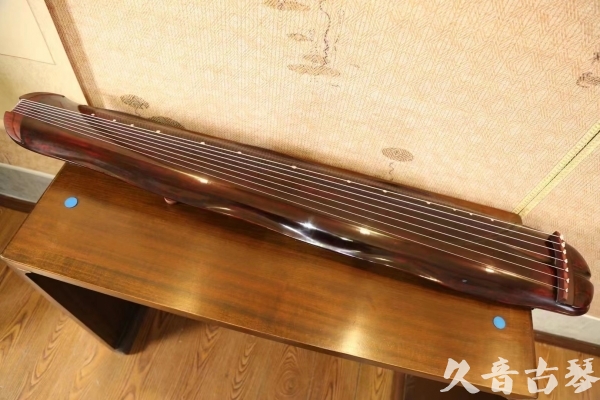 驻马店市●久音古琴  ●今日推荐  20230516【收藏级断纹蕉叶】